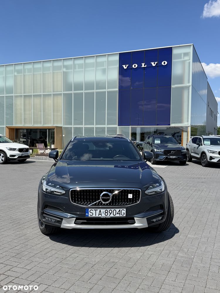 Volvo V90 Cross Country D5 AWD Geartronic - 1