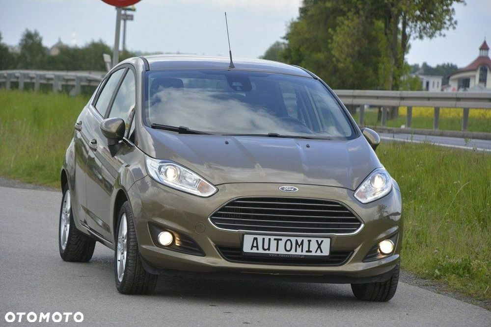 Ford Fiesta 1.0 EcoBoost STart-Stop Titanium - 10