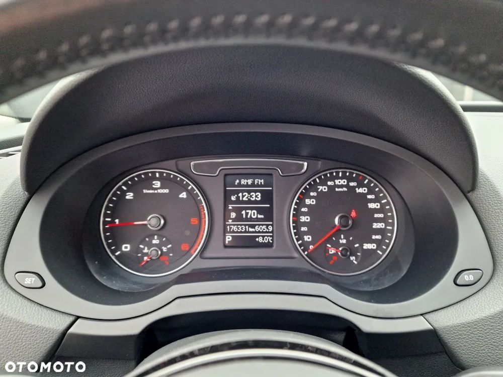 Audi Q3 2.0 TDI S tronic design - 26