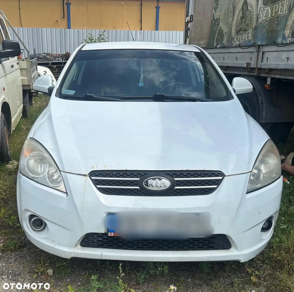 KIA CEED 3D HB dawca części - 2