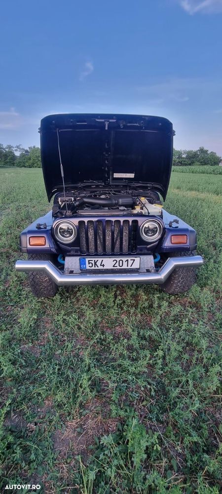 Jeep Wrangler - 2