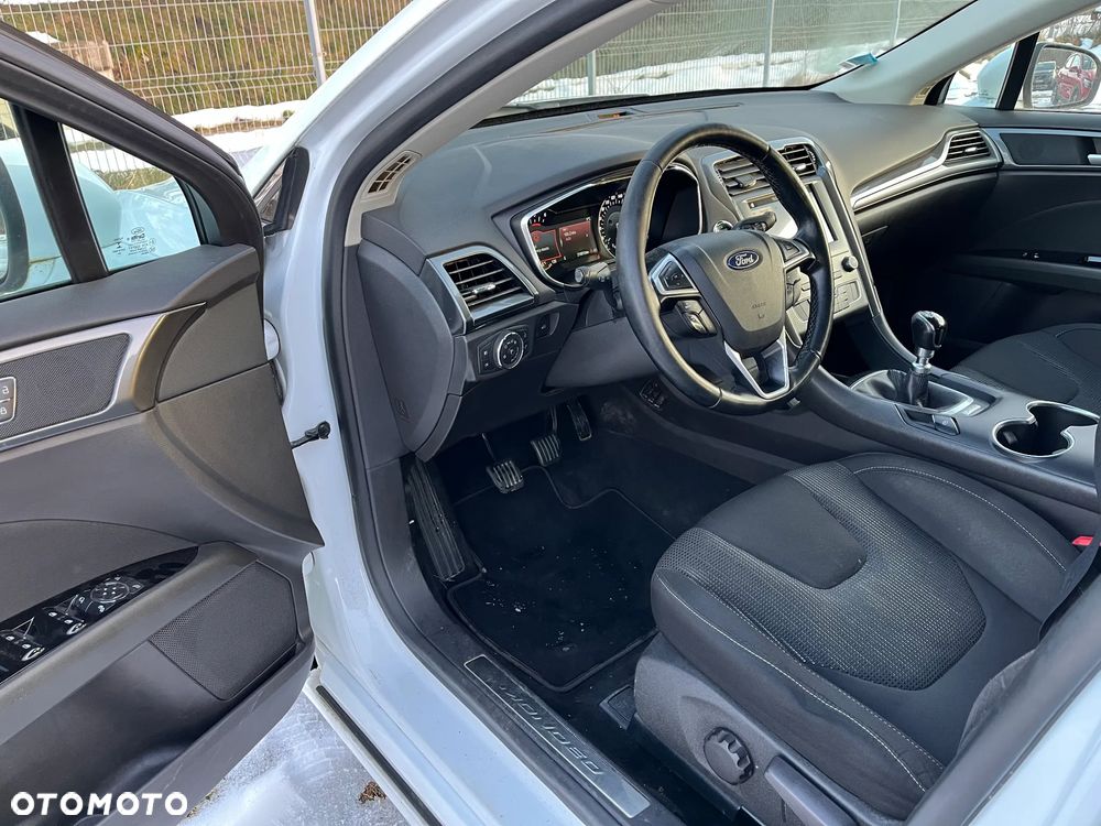 Ford Mondeo 2.0 TDCi Start-Stopp Titanium - 10