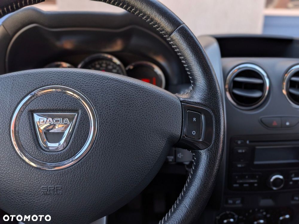 Dacia Duster 1.6 SCe Laureate S&S - 18