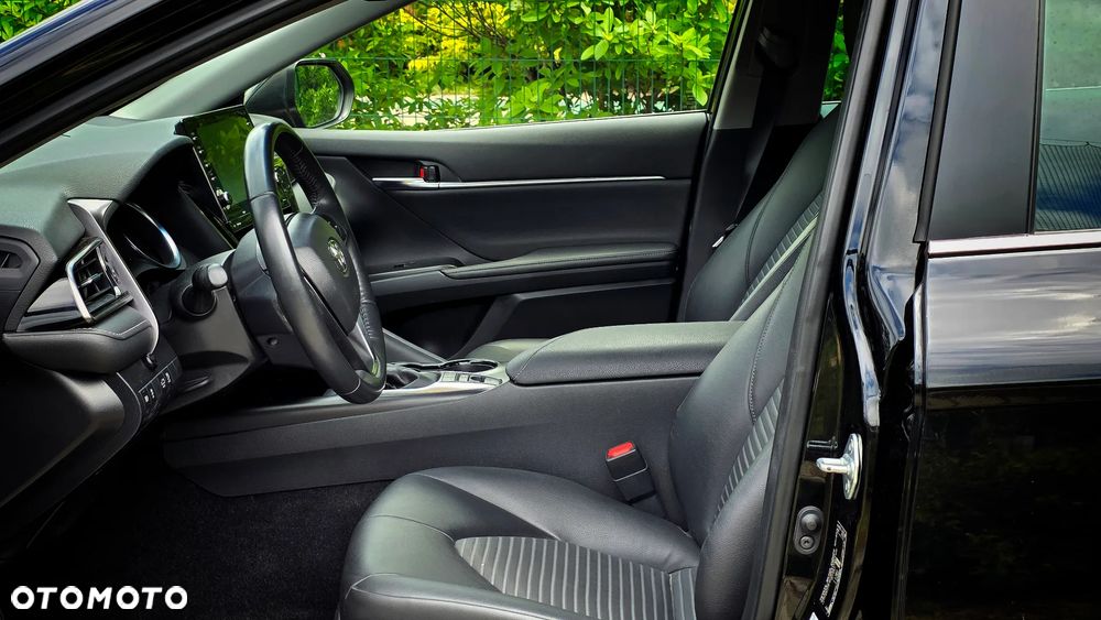Toyota Camry 2.5 Hybrid Prestige CVT - 19