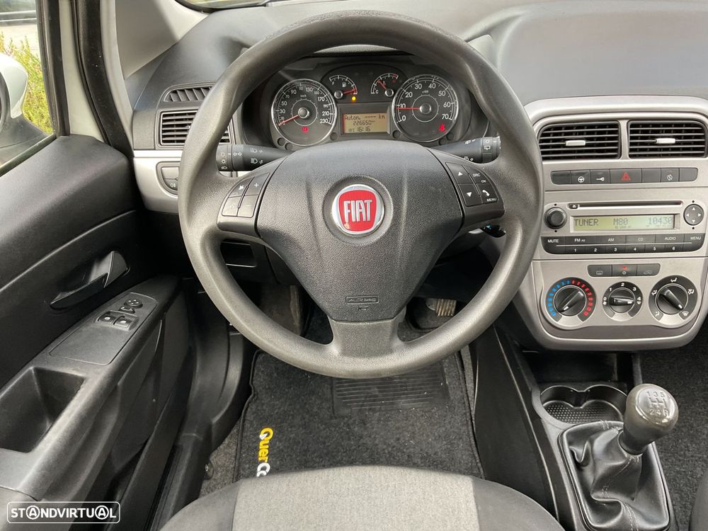 Fiat Punto 1.3 M-Jet Easy S&S - 17