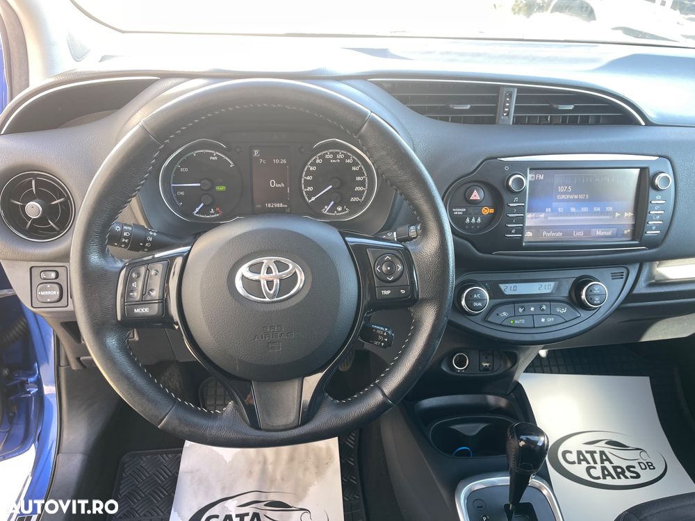 Toyota Yaris ver-1-5-vvt--i-selection - 37