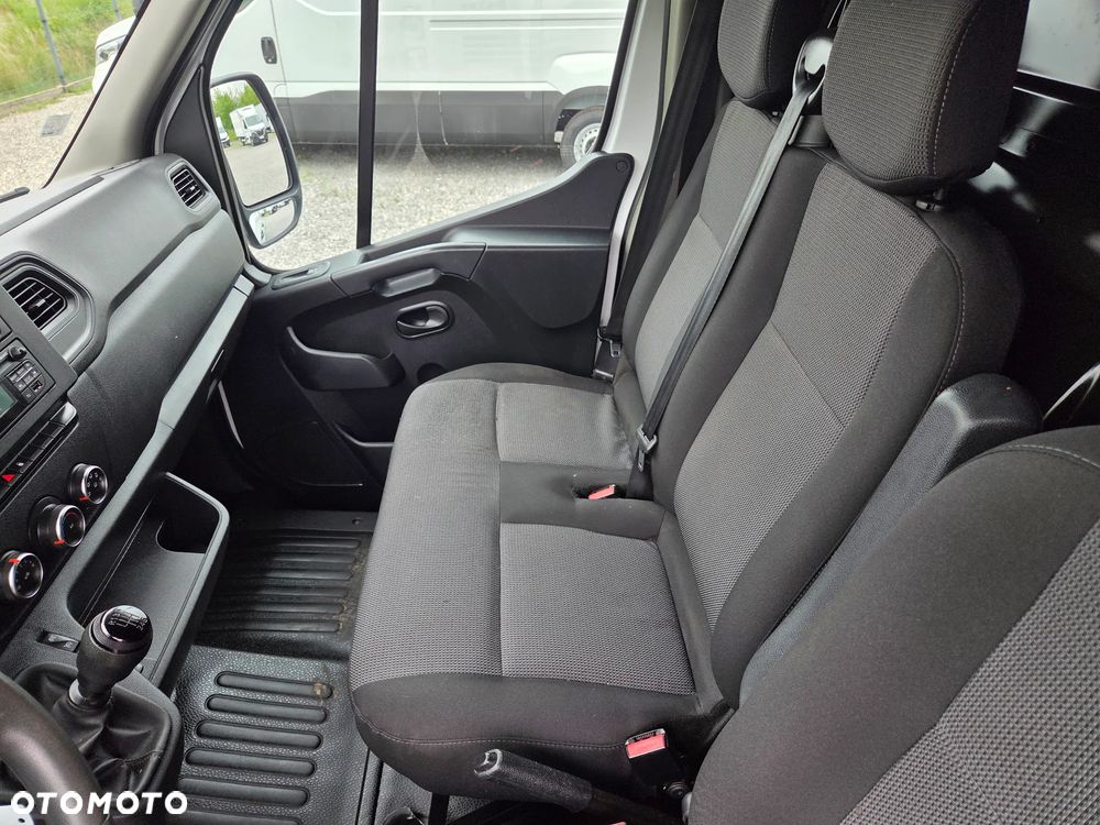 Renault Master - 24