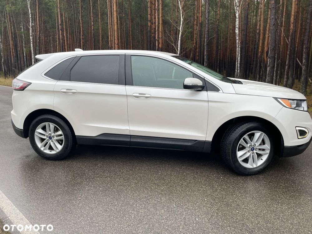 Ford Edge - 8