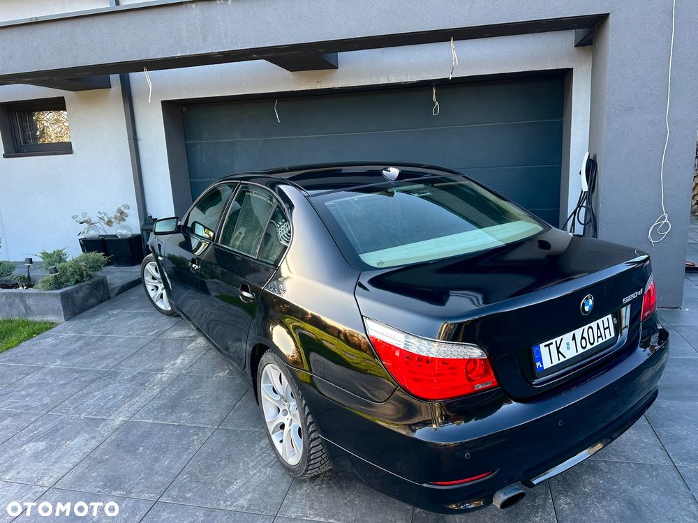 BMW Seria 5 520d Edition Exclusive - 6