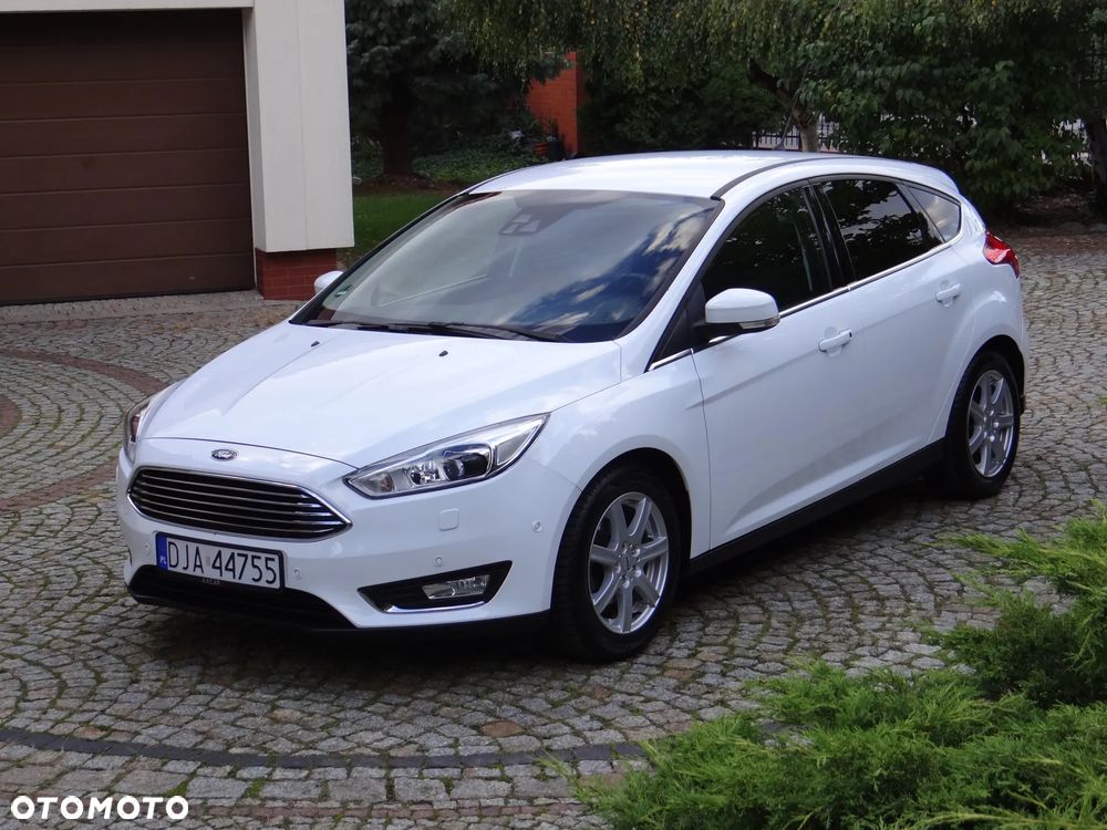Ford Focus 1.0 EcoBoost Titanium ASS - 4