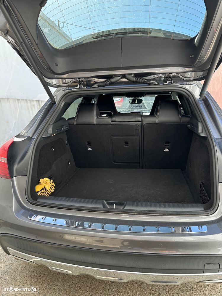 Mercedes-Benz GLA 220 d - 3