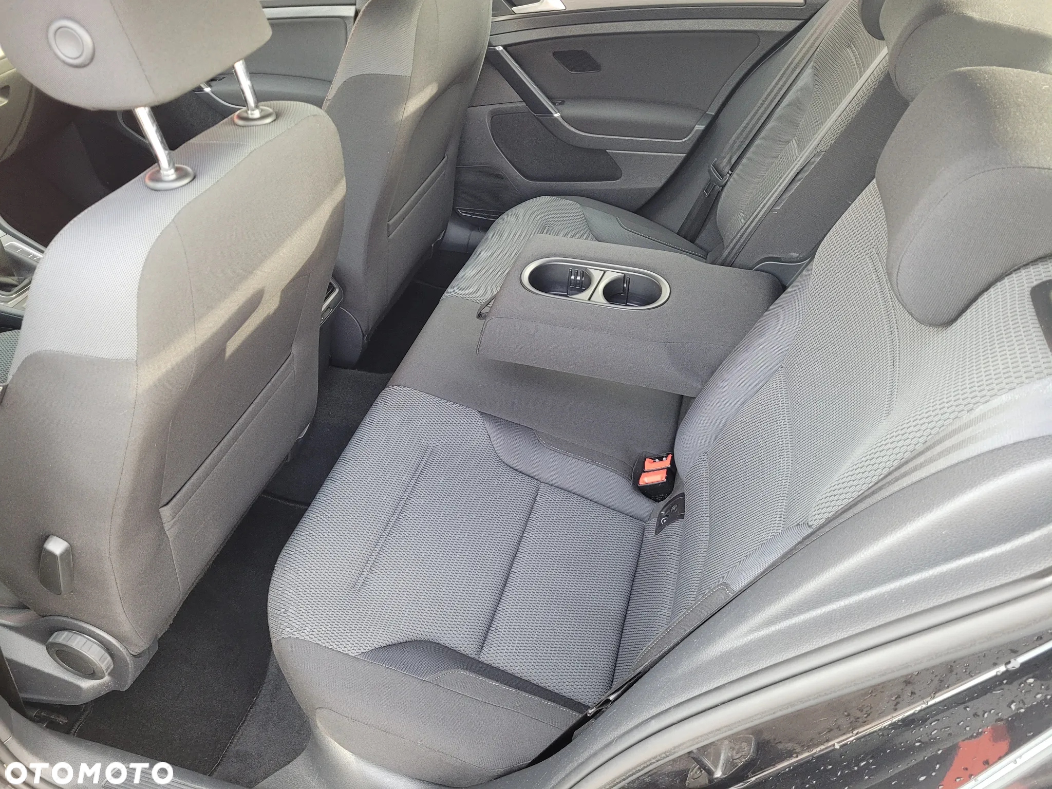 Volkswagen Golf VII 1.2 TSI BMT Trendline - 29