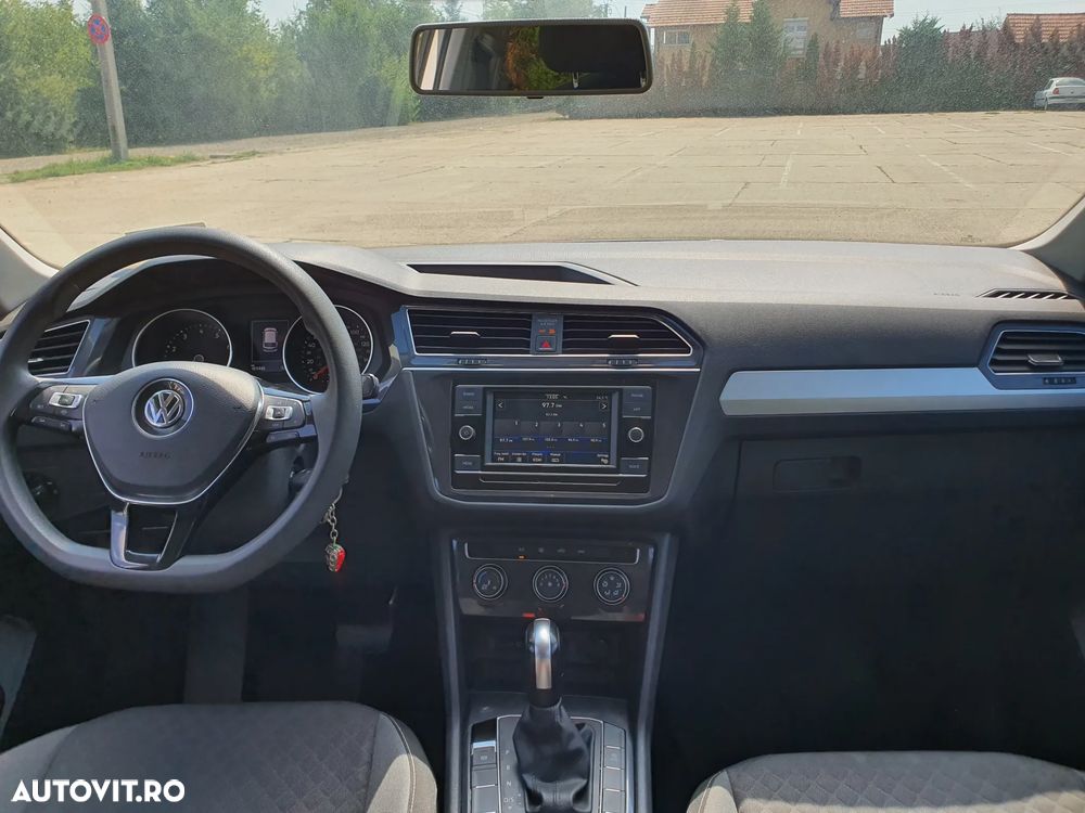 Volkswagen Tiguan - 9