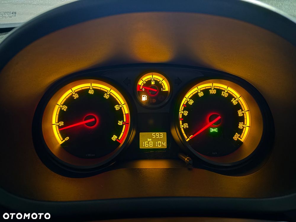 Opel Corsa - 24