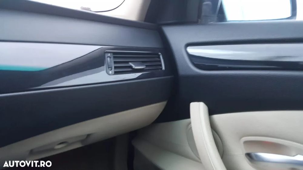 BMW Seria 5 530d Touring Sport-Aut. - 4