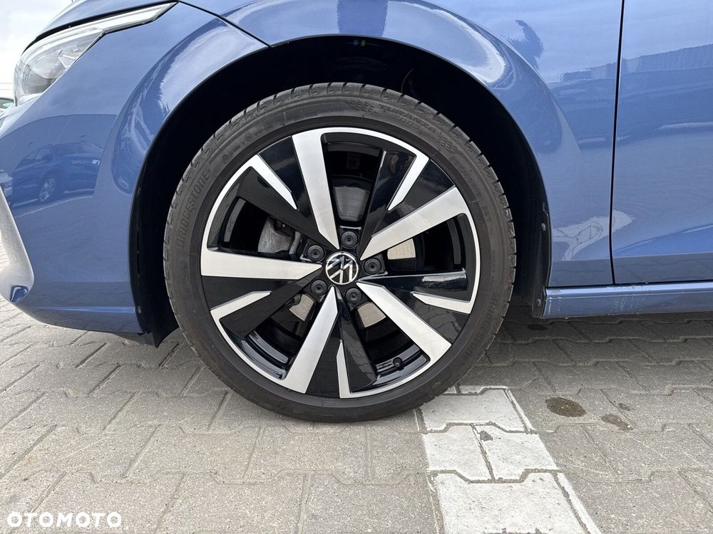 Volkswagen Golf - 35