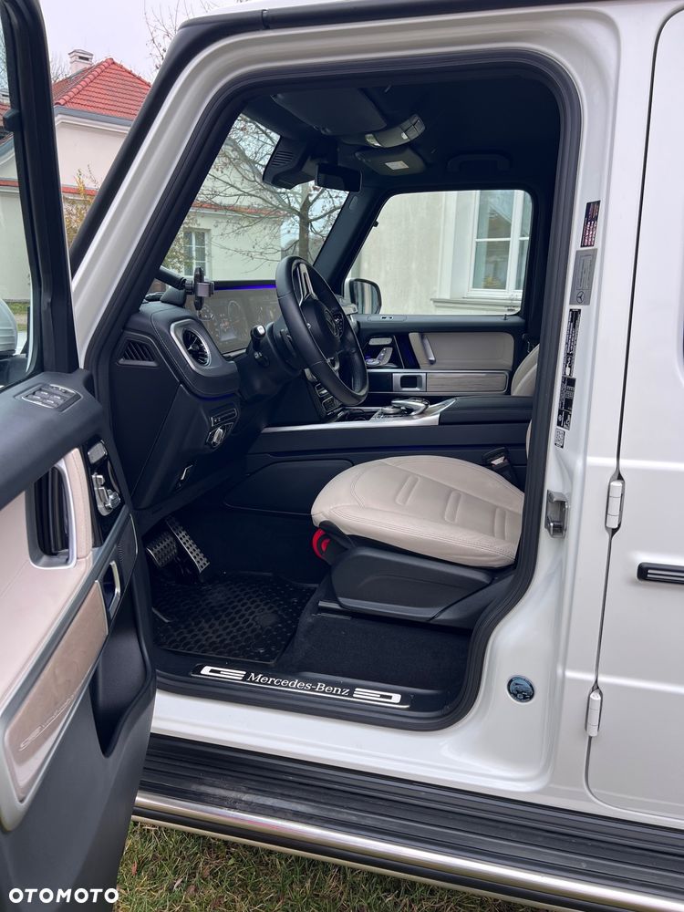 Mercedes-Benz Klasa G 400 d - 11