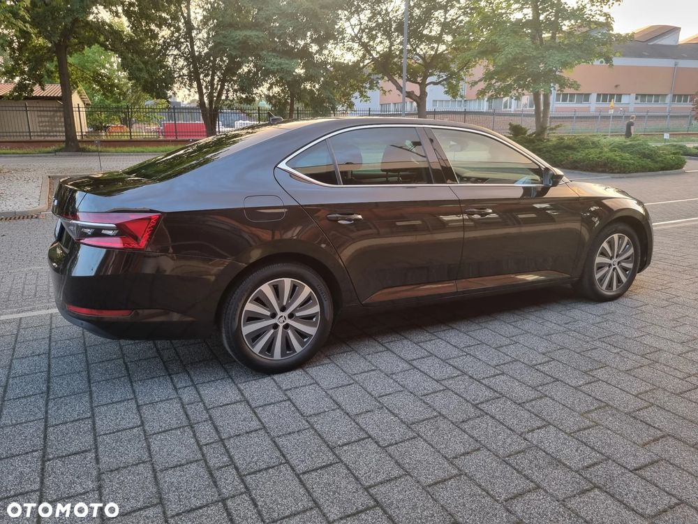 Skoda Superb 2.0 TDI SCR Style DSG - 15
