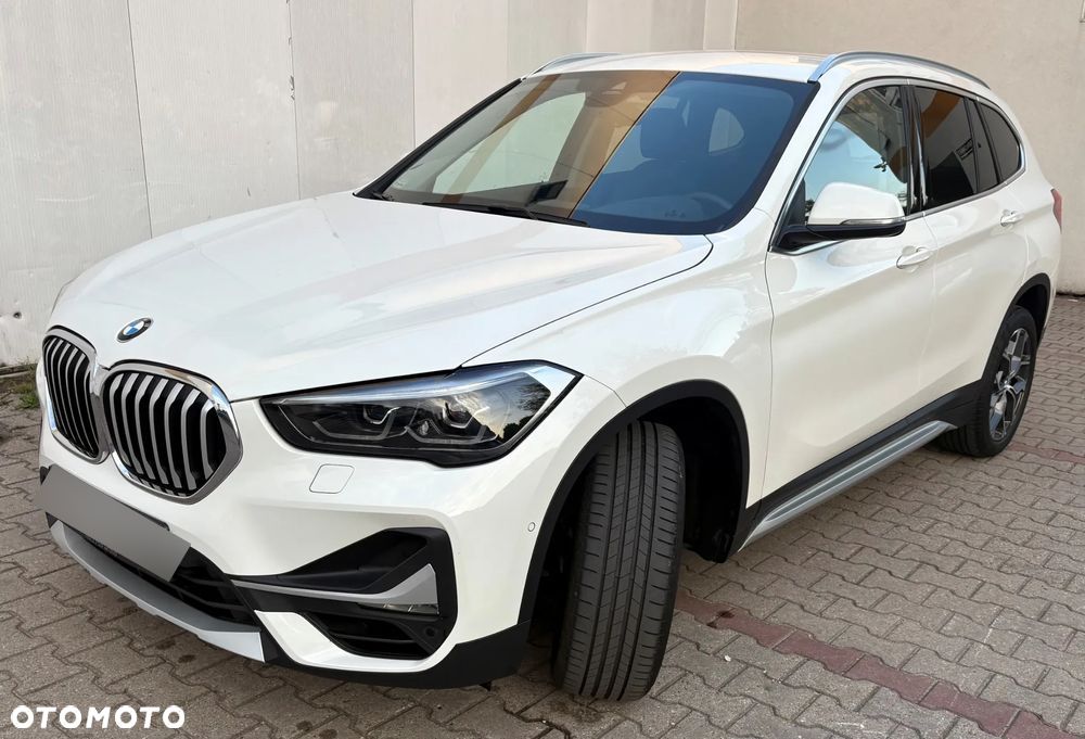 BMW X1 sDrive18i xLine - 1