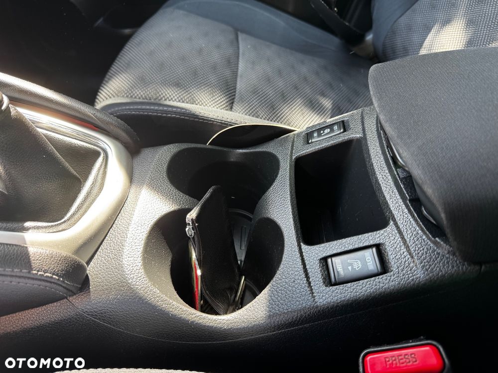 Nissan Qashqai 1.6 dCi DPF Start/Stop acenta - 12