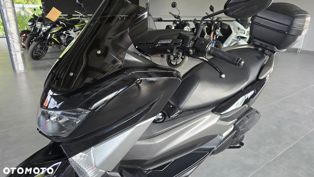 Yamaha NMAX - 2