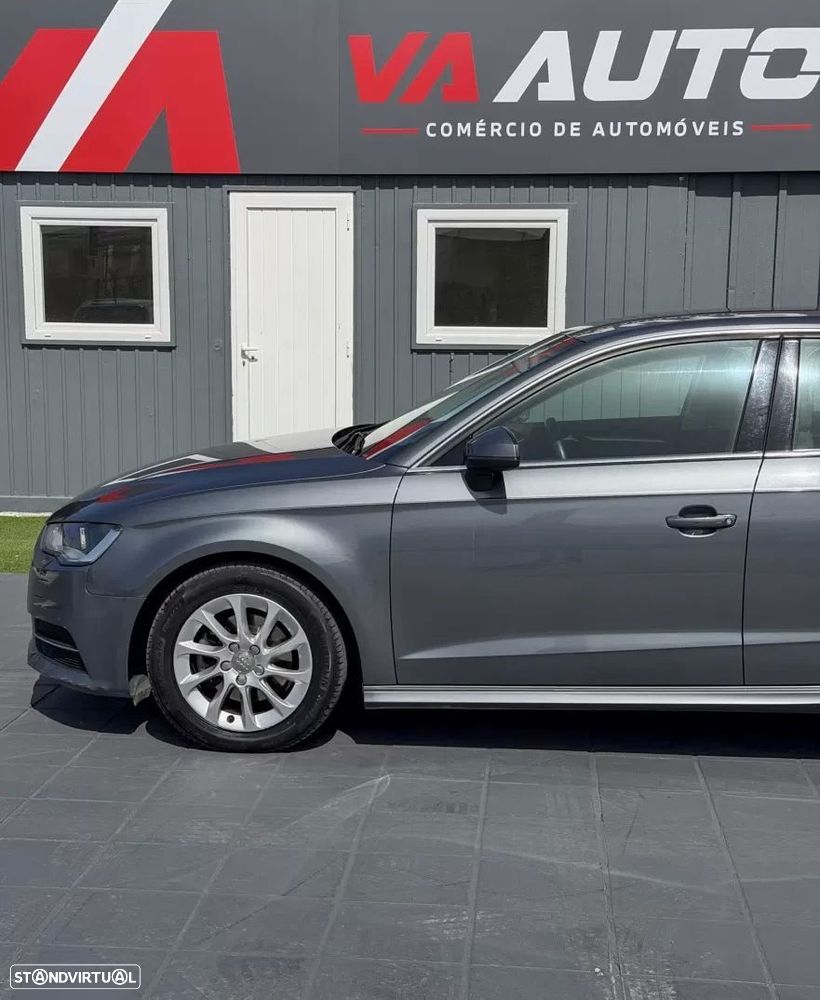 Audi A3 Sportback 1.6 TDI Advance Ultra - 5