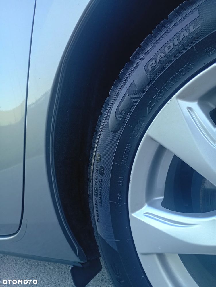 Mazda 3 1.6 Sport Active - 28