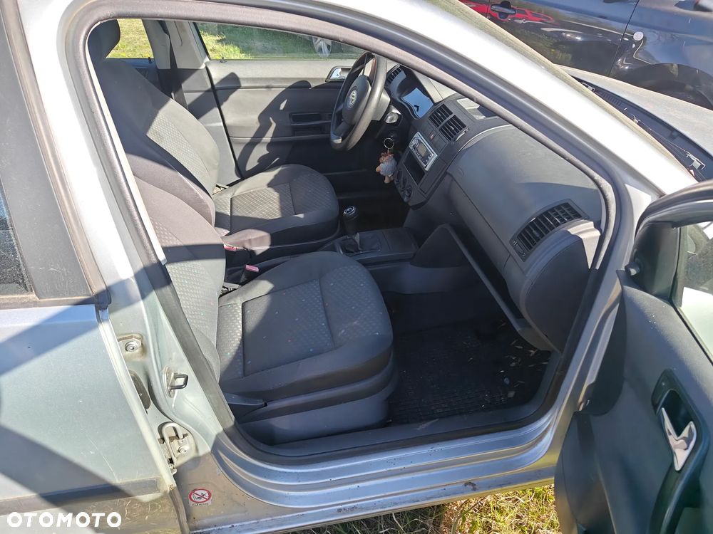 Volkswagen Polo 1.2 Comfortline - 27