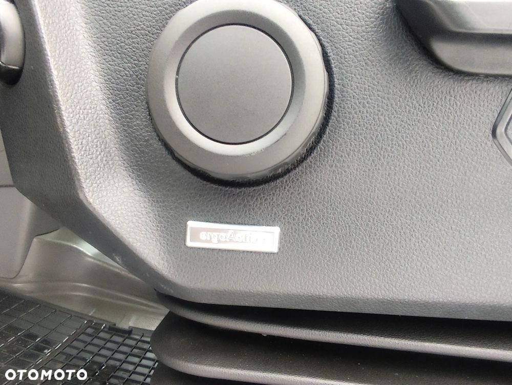 Volkswagen CRAFTER - 21