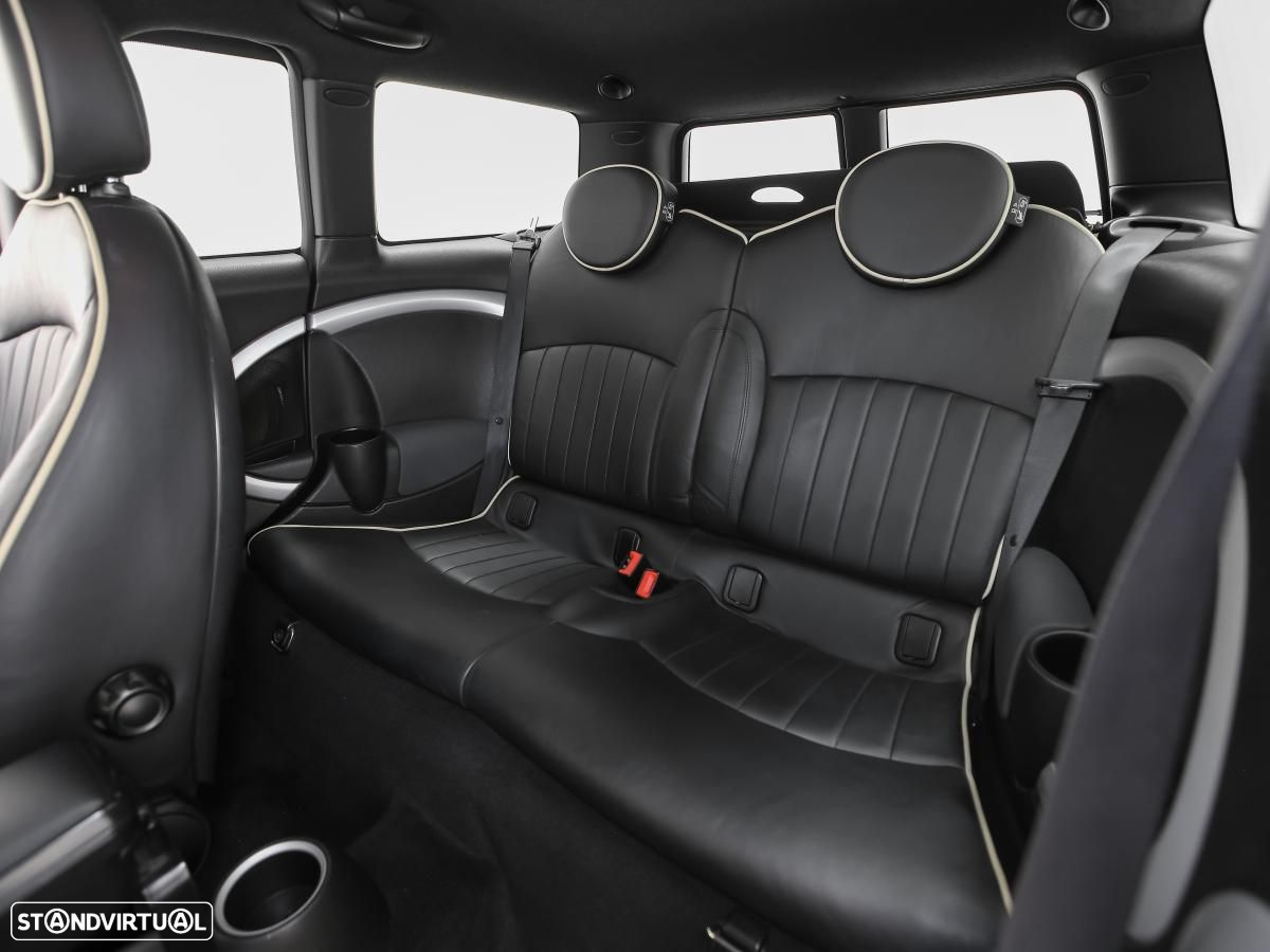 MINI Clubman John Cooper Works - 10