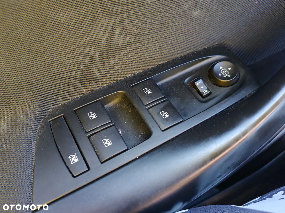 Opel Astra 1.6 CDTI Sport - 21