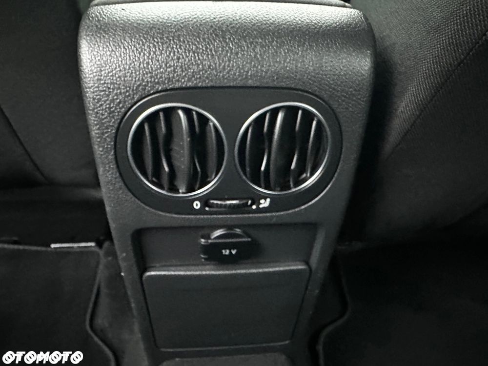 Volkswagen Golf Plus 1.4 TSI MATCH - 23