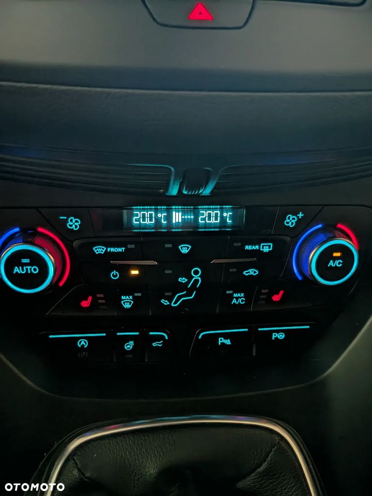 Ford Kuga 2.0 TDCi FWD ST-Line - 6
