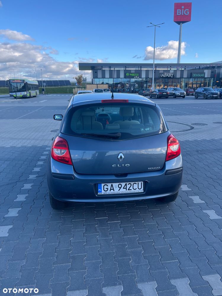 Renault Clio 1.5 dCi Dynamique - 2