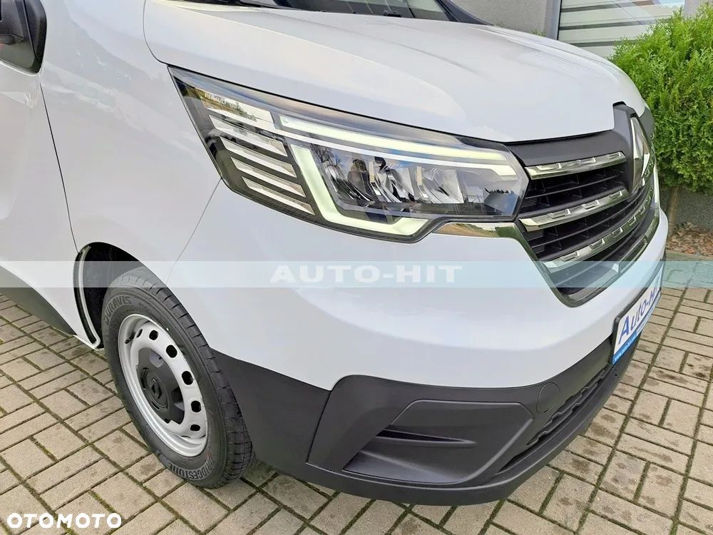 Renault Trafic - 14