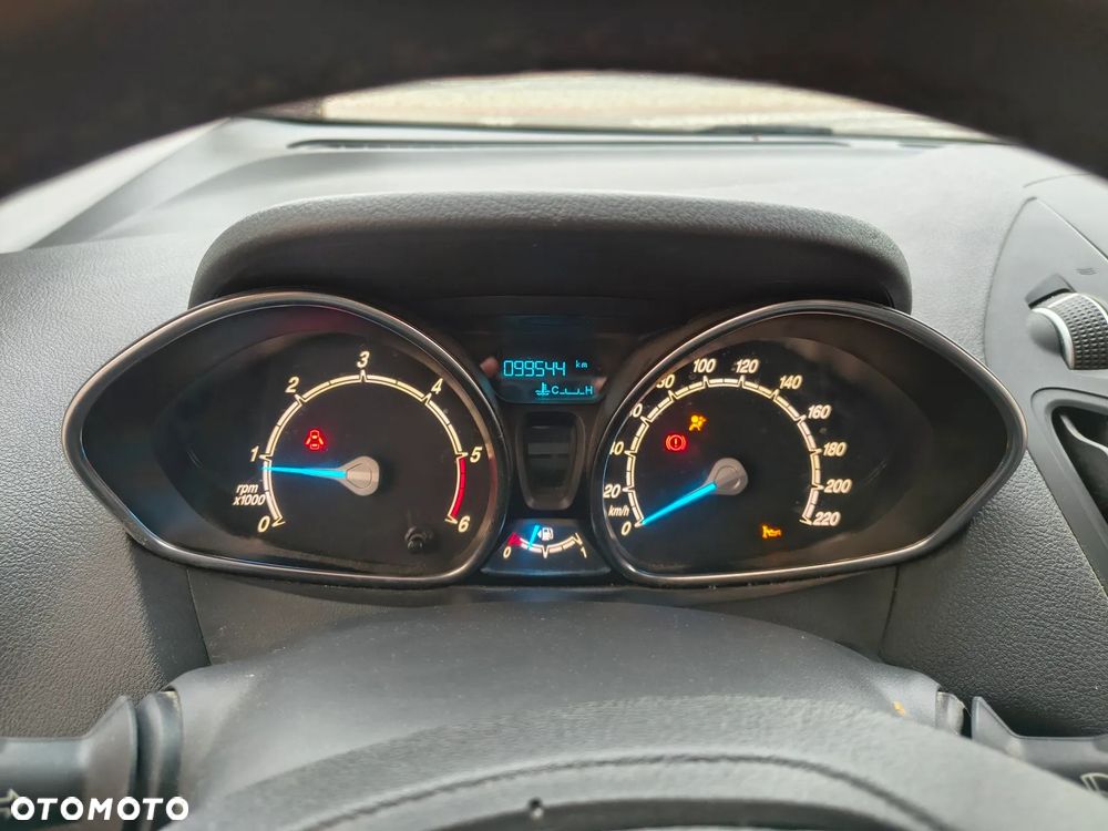 Ford Tourneo Courier - 19