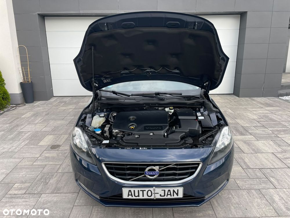 Volvo V40 D2 Summum - 10