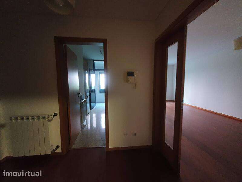 Apartamento em Vila Nova de Gaia, Oliveira do Douro - Grande imagem: 5/10