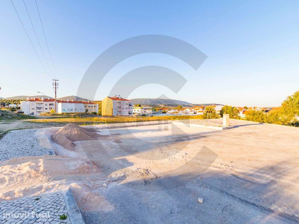 Terreno Urbanizável em Alcanena - IMÓVEL COM BAIXA DE PREÇO - Grande imagem: 4/10