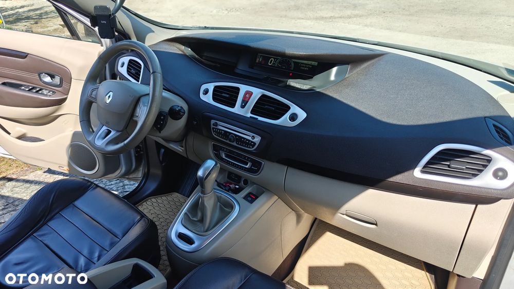 Renault Grand Scenic 2.0 16V 140 CVT Luxe - 22