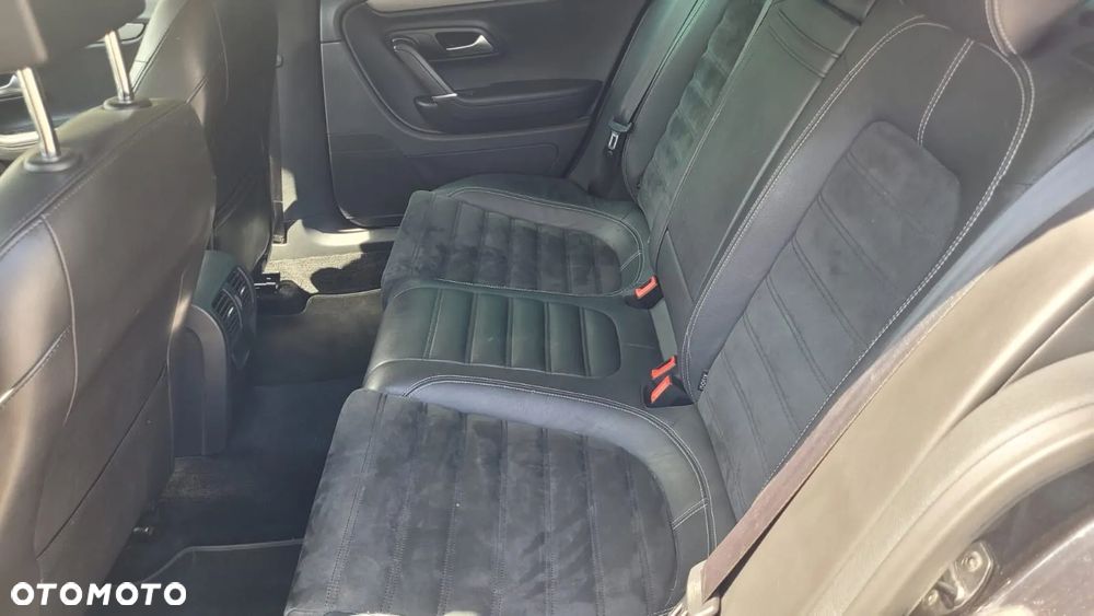 Volkswagen Passat CC - 14