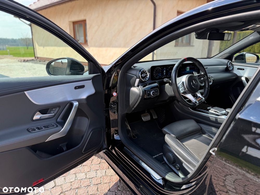 Mercedes-Benz Klasa A 35 AMG 4-Matic 7G-DCT - 12