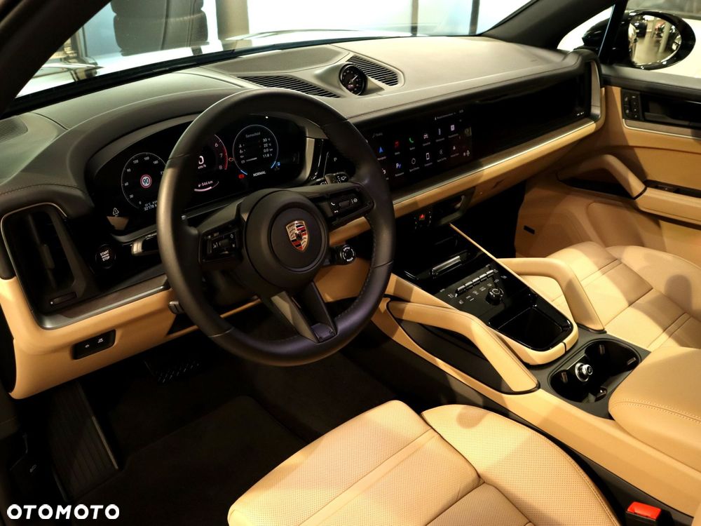 Porsche Cayenne Standard - 17