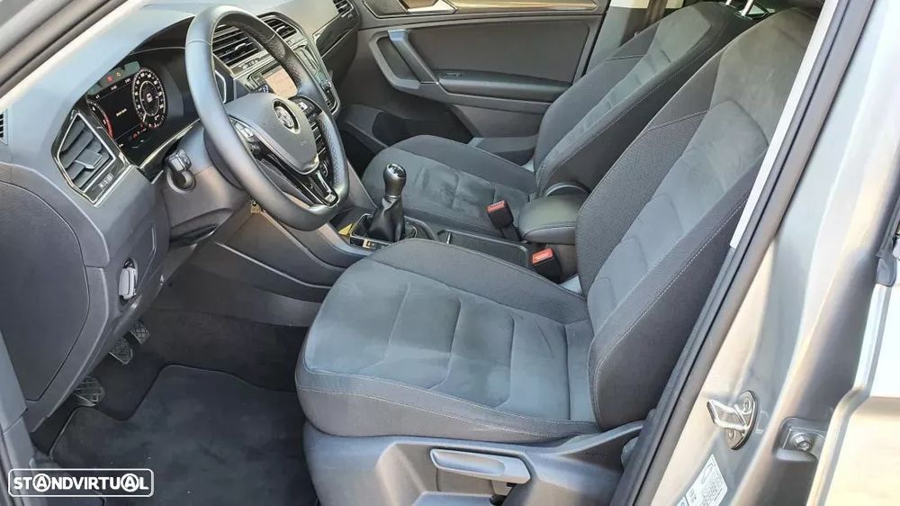 VW Tiguan 2.0 TDI R-Line - 18