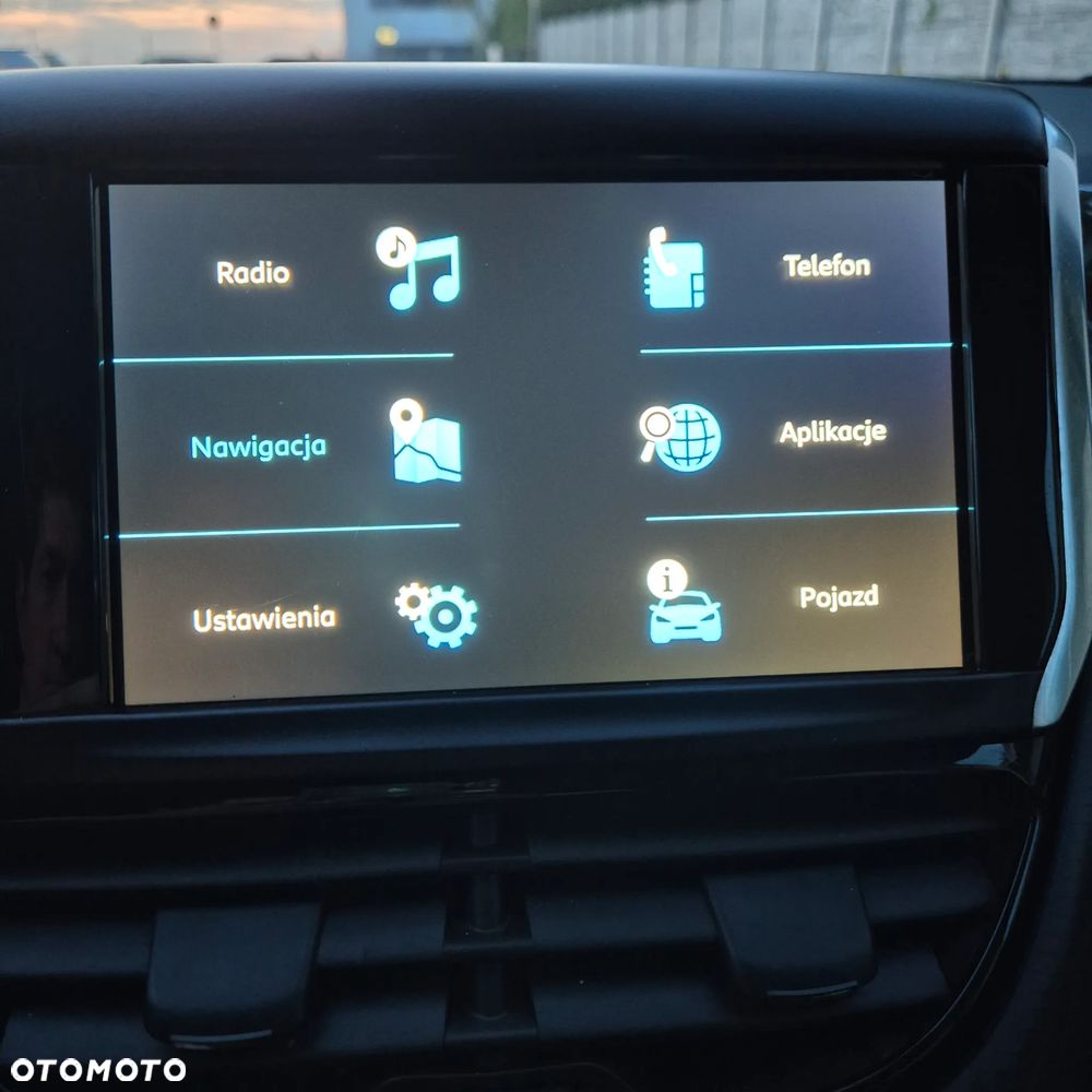 Peugeot 208 PureTech 110 Stop & Start EAT6 Allure - 32