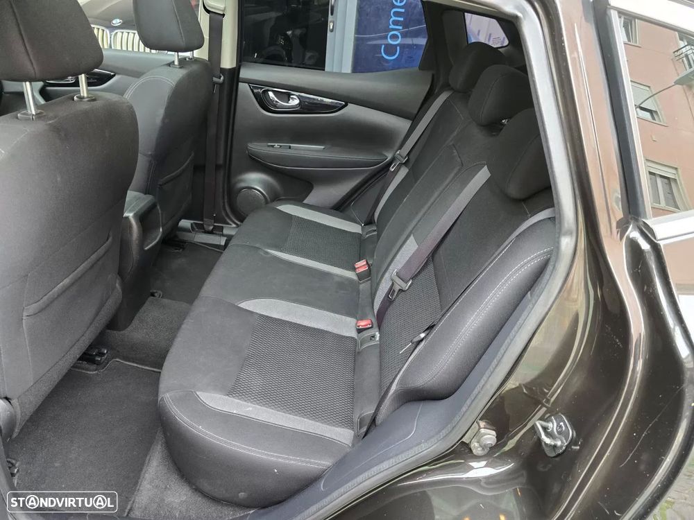 Nissan Qashqai 1.5 dCi Tekna Premium - 10