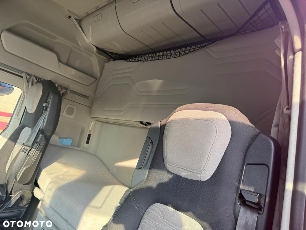 Ford F-MAX 500 LUXURY - 10