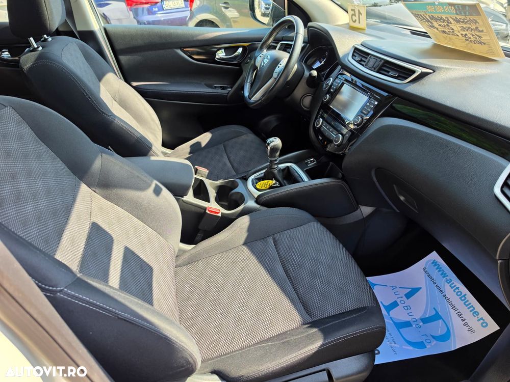 Nissan Qashqai - 12