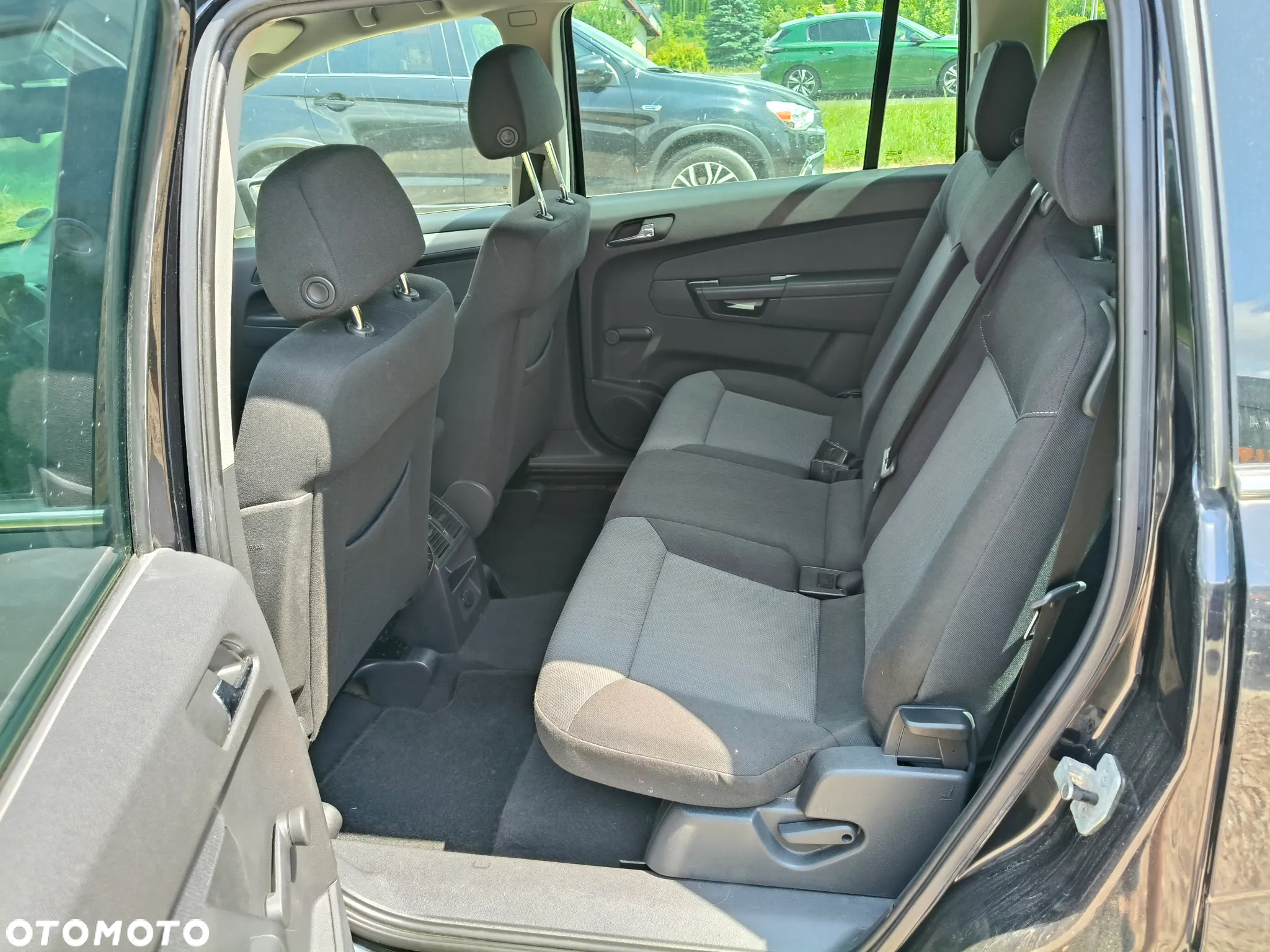 Opel Zafira 1.8 16V Comfort - 6