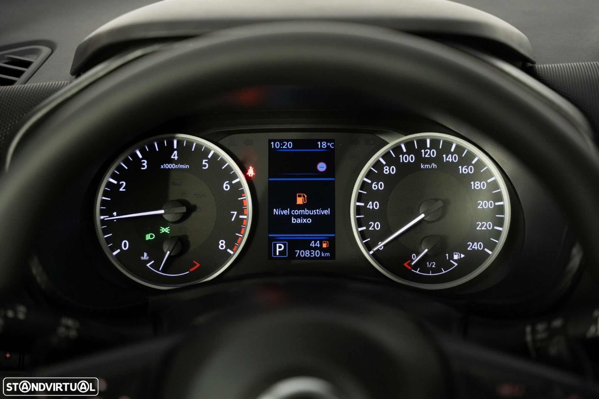 Nissan Juke 1.0 DIG-T N-Connecta DCT - 27